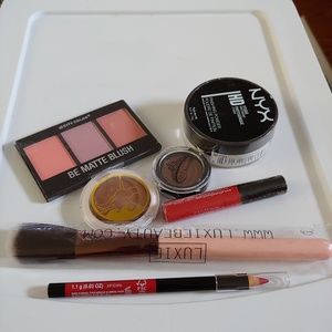Makeup Bundle & Bag
